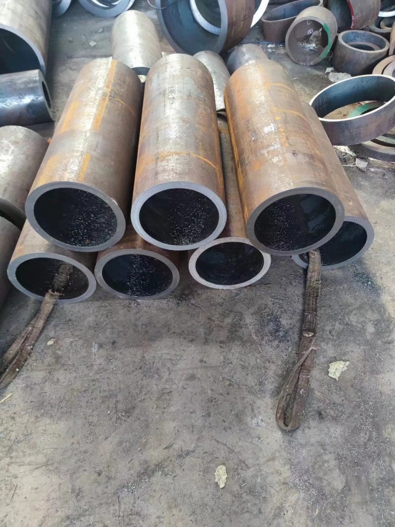 应城应城应城12Cr1MovG无缝钢管切割